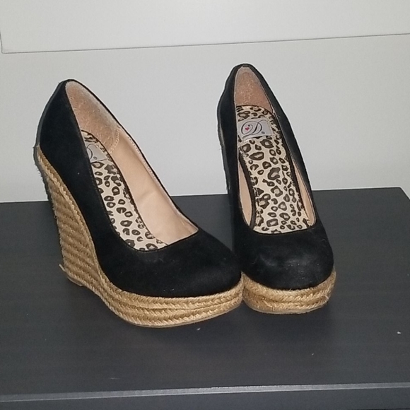 Wedge shoes - Picture 1 of 1